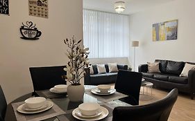 Alexander Apartments Powdene House